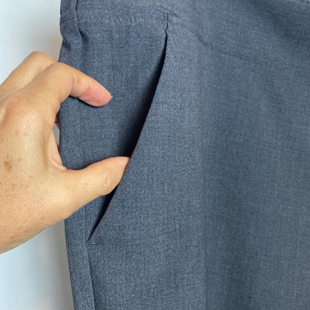 Time and Tru Womenʻs Plus Size Grey Elastic Waist Pull On Dress Pants XXL - Picture 3 of 6